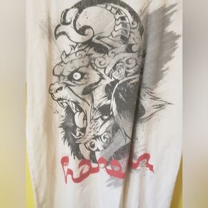 Kdri t shirt dragon design adult size xl cream color